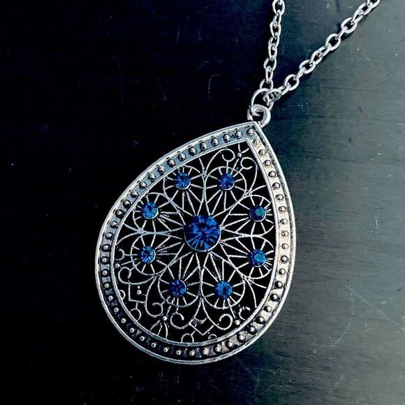 Rhinestone Crystal Silver Pendant Long Necklace - Picture 1 of 2